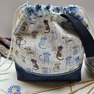 Cat Print Drawstring Bag